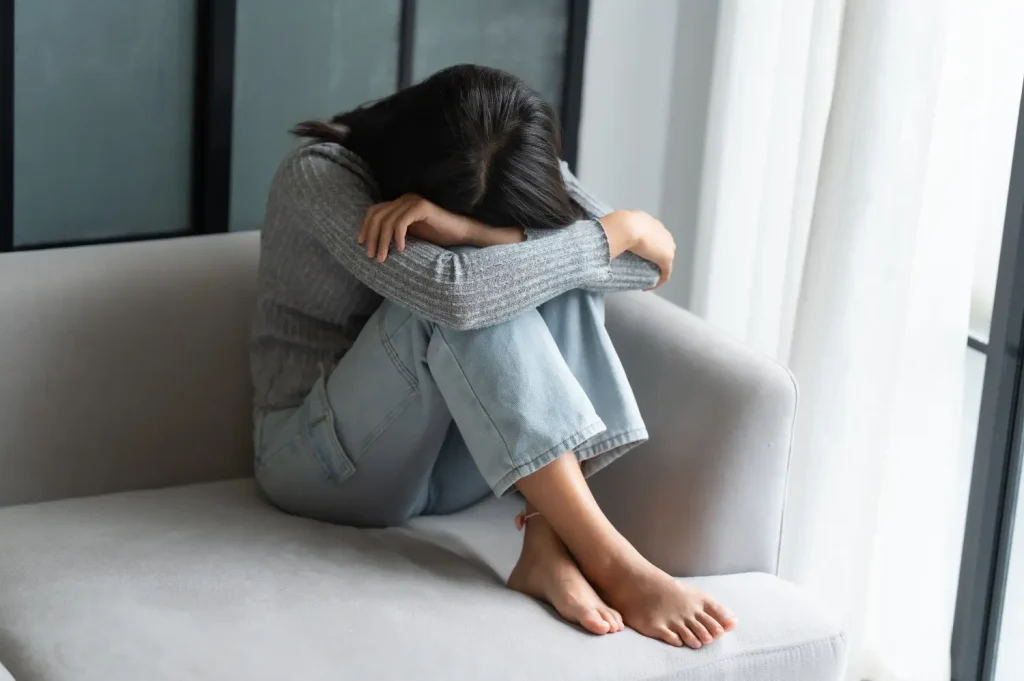 High-end rehab facilities provide private, calming environments for individuals experiencing emotional distress.