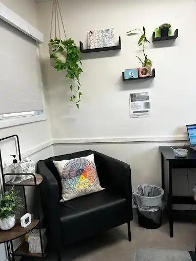 Akua Mind Body - Mental Health & Addiction Outpatient Treatment Long Beach