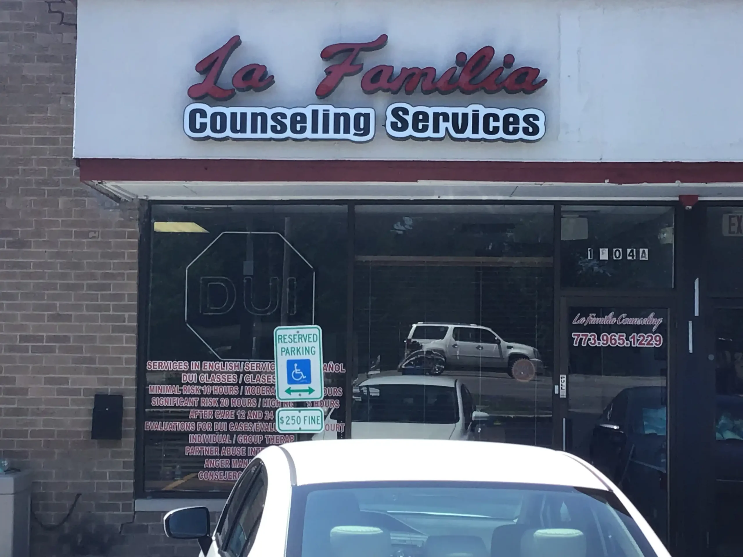 La Familia Counseling