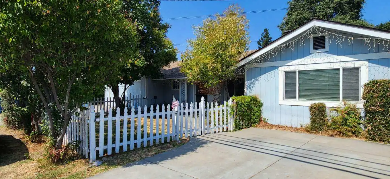 Second Chance - Hookston SLE House