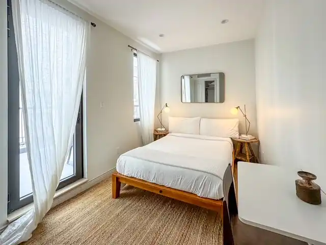 The Bridge NYC - 78th Street Sober Apartments